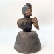 l'univers de Gérard Quenum autour des enfants, sculpture contemporaine africaine upcylcing